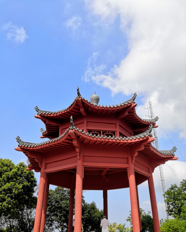 塘朗山景色.png 塘朗山景色.png