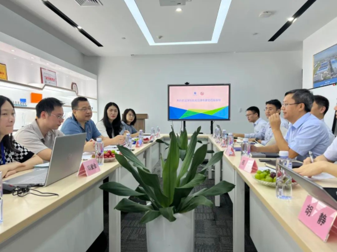 “深圳知名品牌”培育评价委员会莅临新涛调研考察座谈会.png