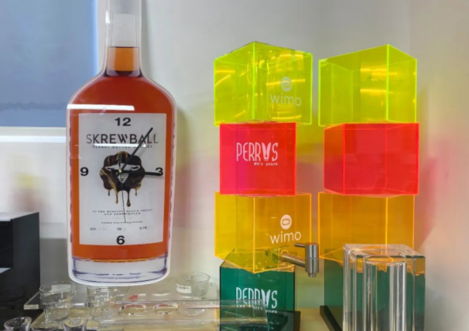 亚克力流行酒泡