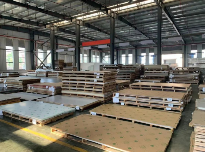 新涛亚克力板材仓储