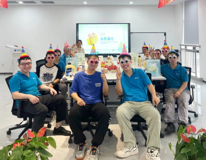 惠州新涛光电第一季度员工生日会 惠州新涛光电第一季度员工生日会
